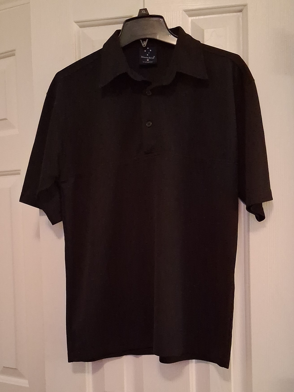 Unbranded Men's Black Polo Shirt with Classic Collar